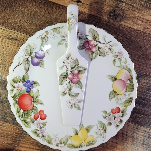 Vintage Dillard's Fruit & Floral 10" Porcelain Plate and Server w/ Gold Trim - Picture 2 of 10